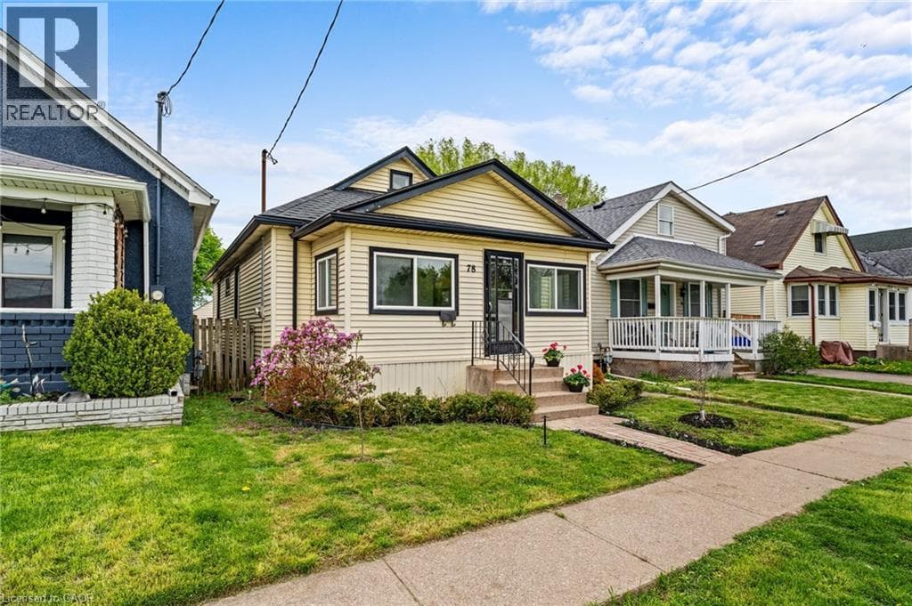 Single Family at 78 HAYNES Avenue, St. Catharines, Ontario - Photo 2 - RE/MAX Garden City Realty