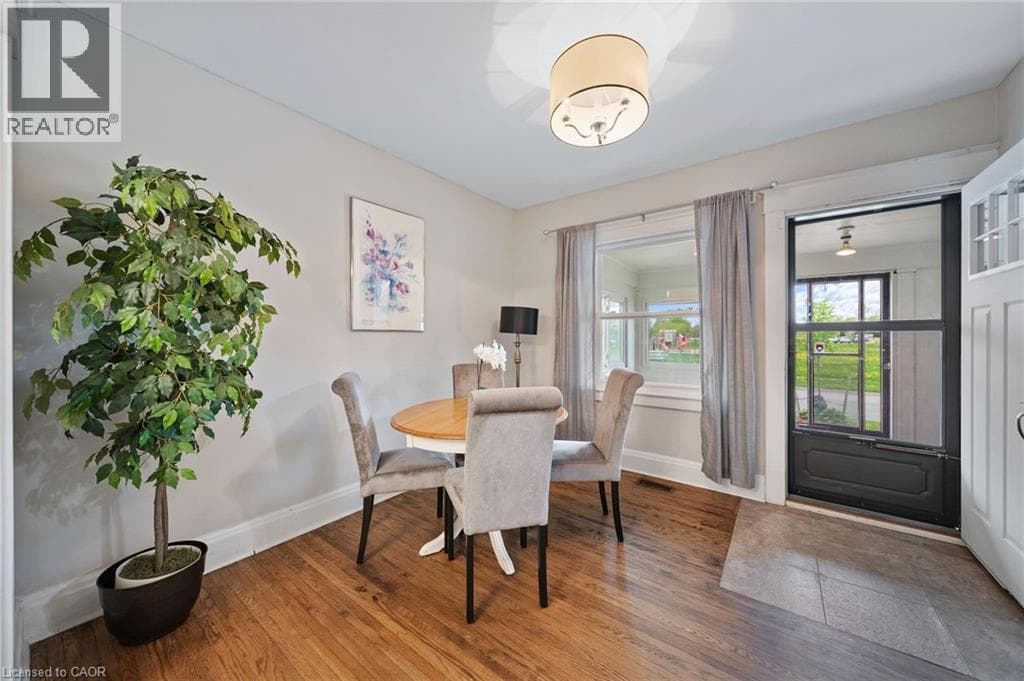 Single Family at 78 HAYNES Avenue, St. Catharines, Ontario - Photo 6 - RE/MAX Garden City Realty