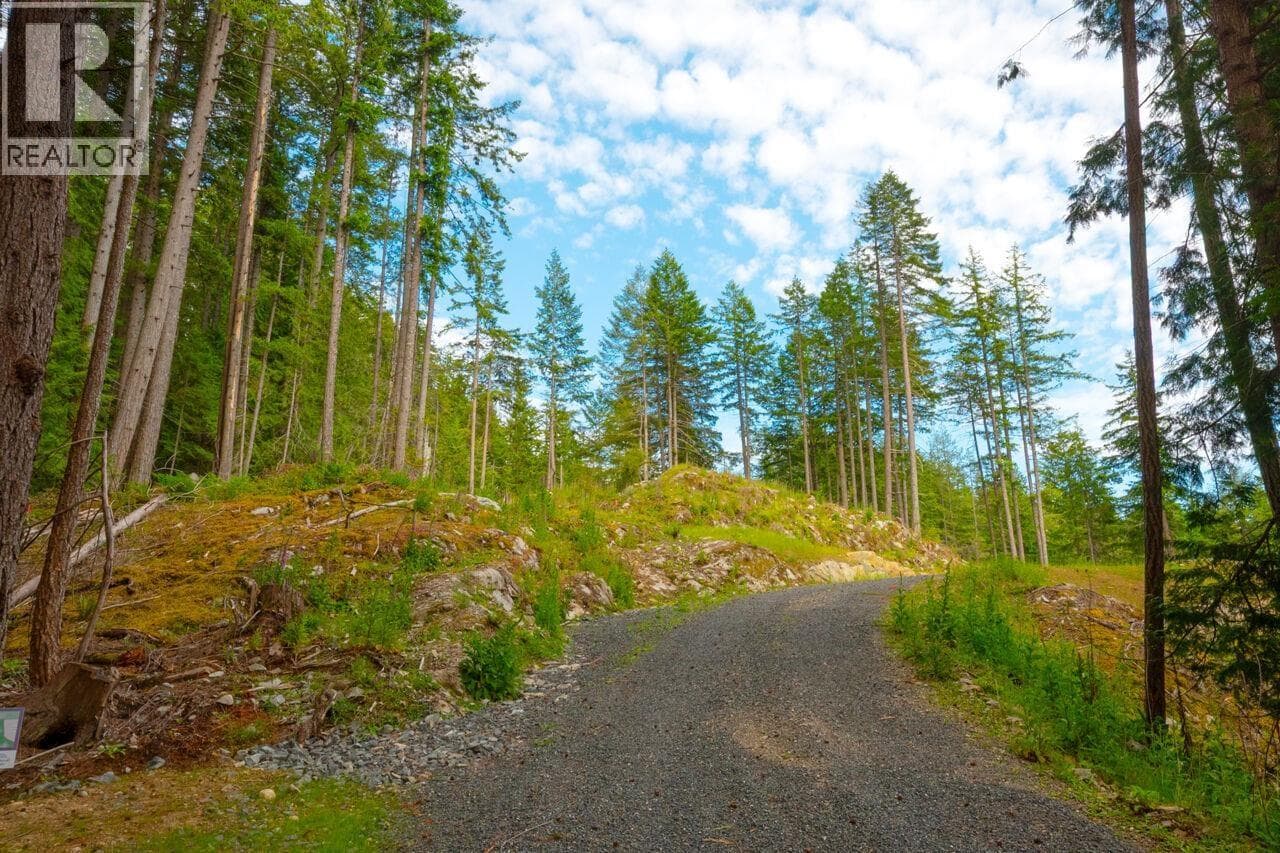 Vacant Land at Lot 7 INNISFREE Lane, Bowen Island, British Columbia - Photo 5 - RE/MAX Garden City Realty
