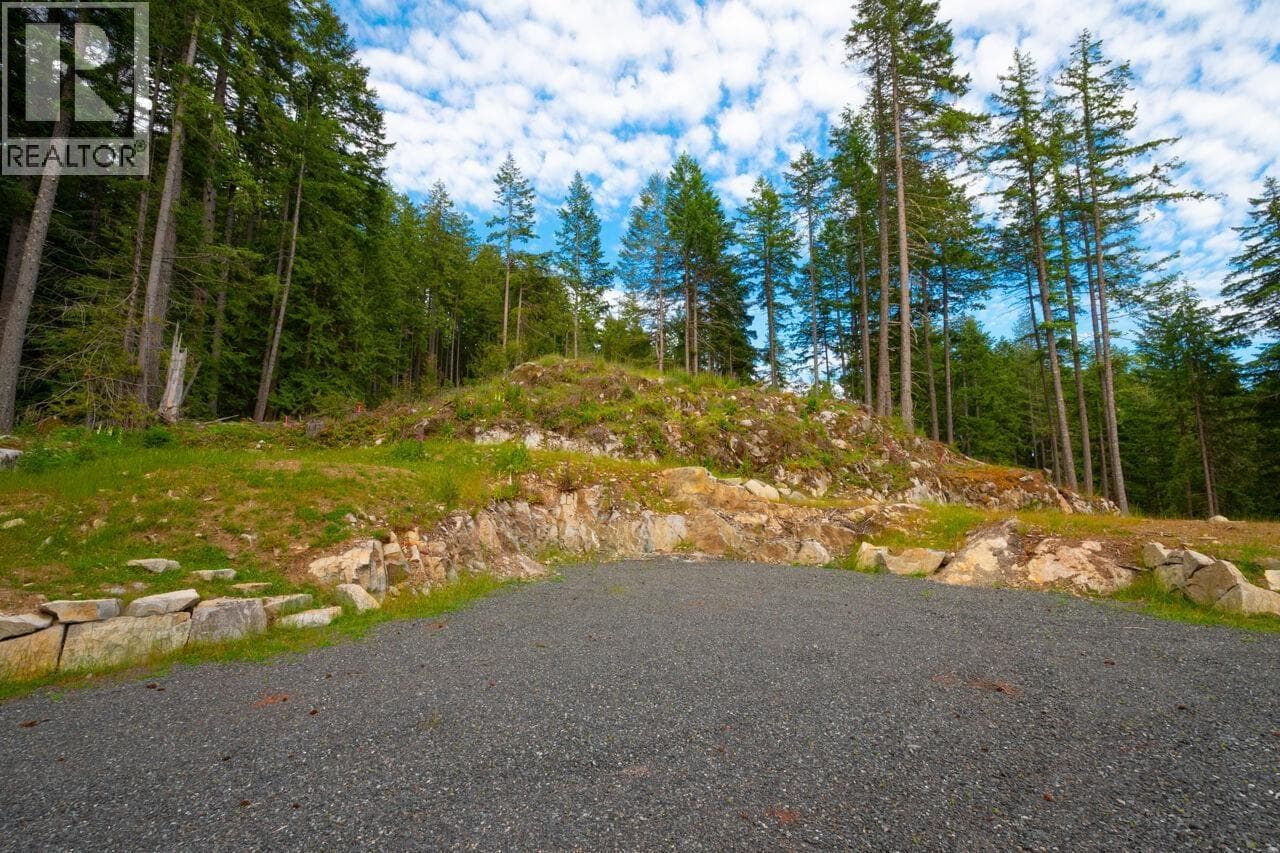 Vacant Land at Lot 7 INNISFREE Lane, Bowen Island, British Columbia - Photo 7 - RE/MAX Garden City Realty