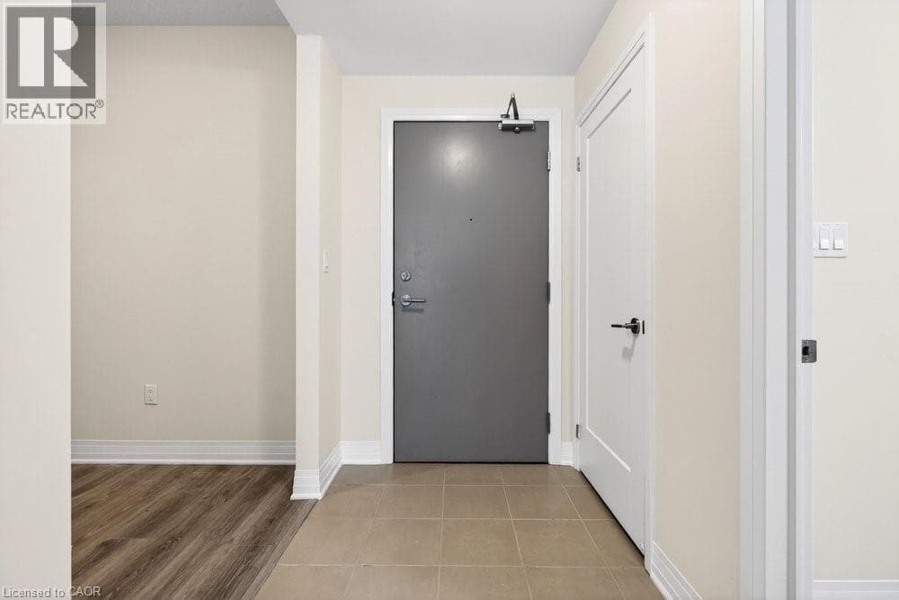 Single Family at 314- 10 CONCORD Place, Grimsby, Ontario - Photo 4 - RE/MAX Garden City Realty