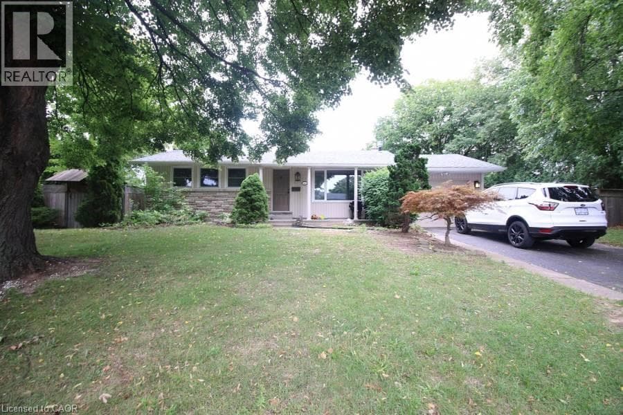 4 HUDSON Drive