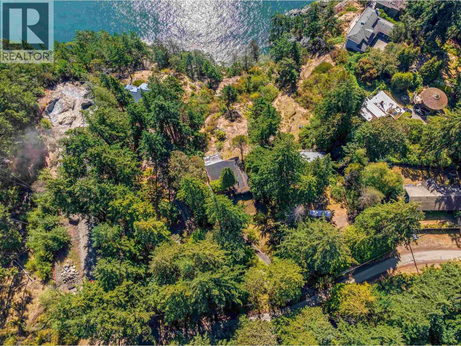 Single Family at 341 ROBINSON Road, Bowen Island, British Columbia - Photo 7 - RE/MAX Garden City Realty