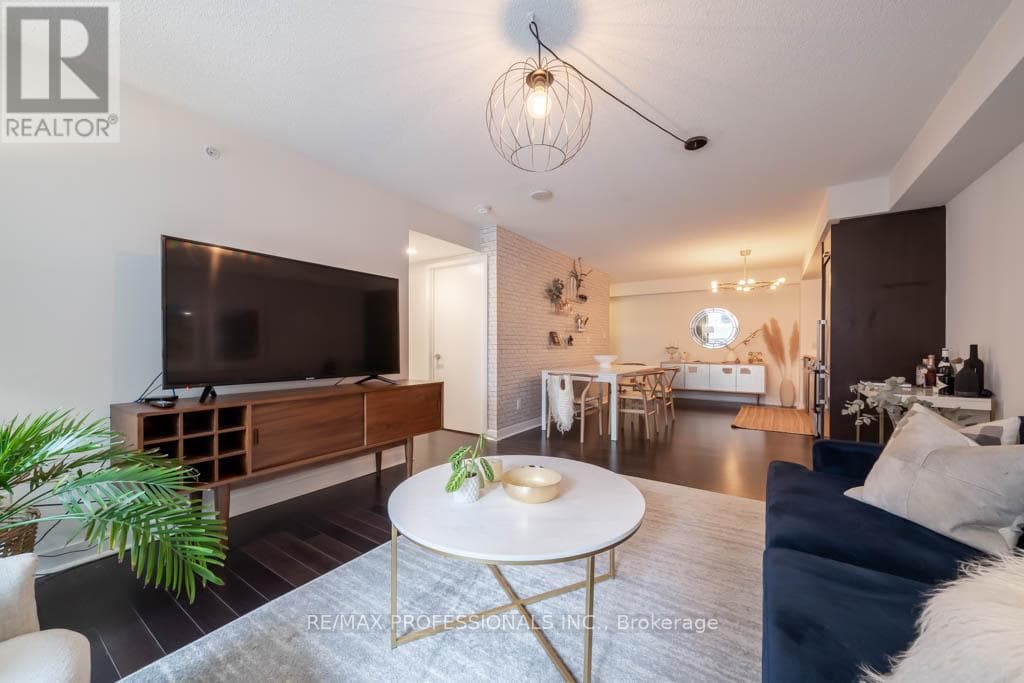 Single Family at 415- 295 Adelaide Street, Toronto (Waterfront Communities), Ontario - Photo 7 - RE/MAX Garden City Realty