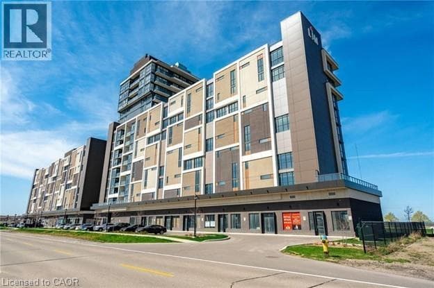 905- 550 NORTH SERVICE Road
