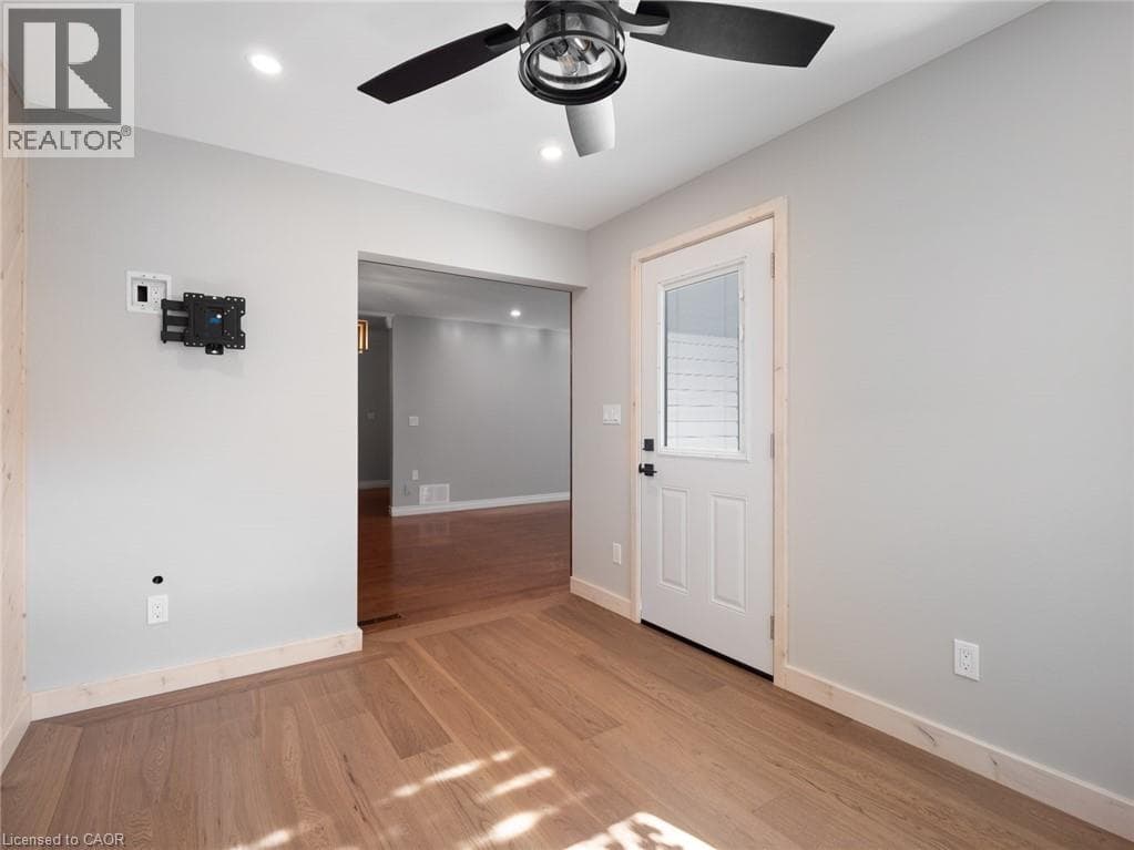 Single Family at 105 CALLA Terrace, Welland, Ontario - Photo 8 - RE/MAX Garden City Realty