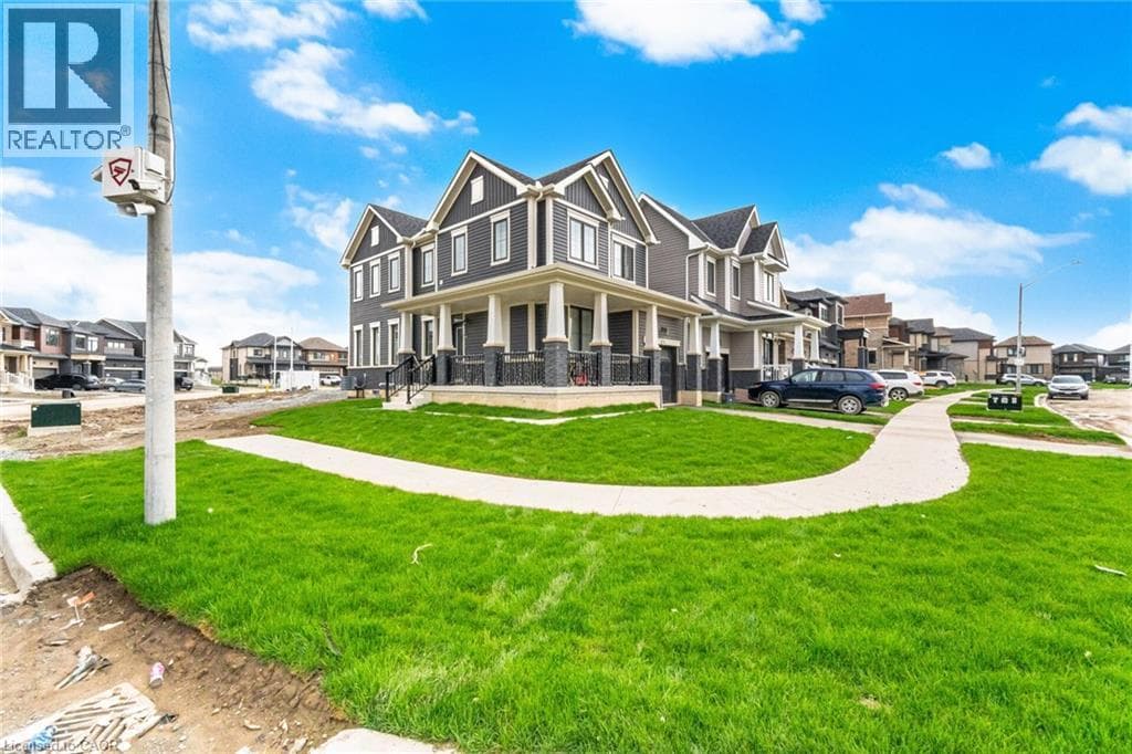 Single Family at 240 VELVET Way, Niagara Falls, Ontario - Photo 5 - RE/MAX Garden City Realty