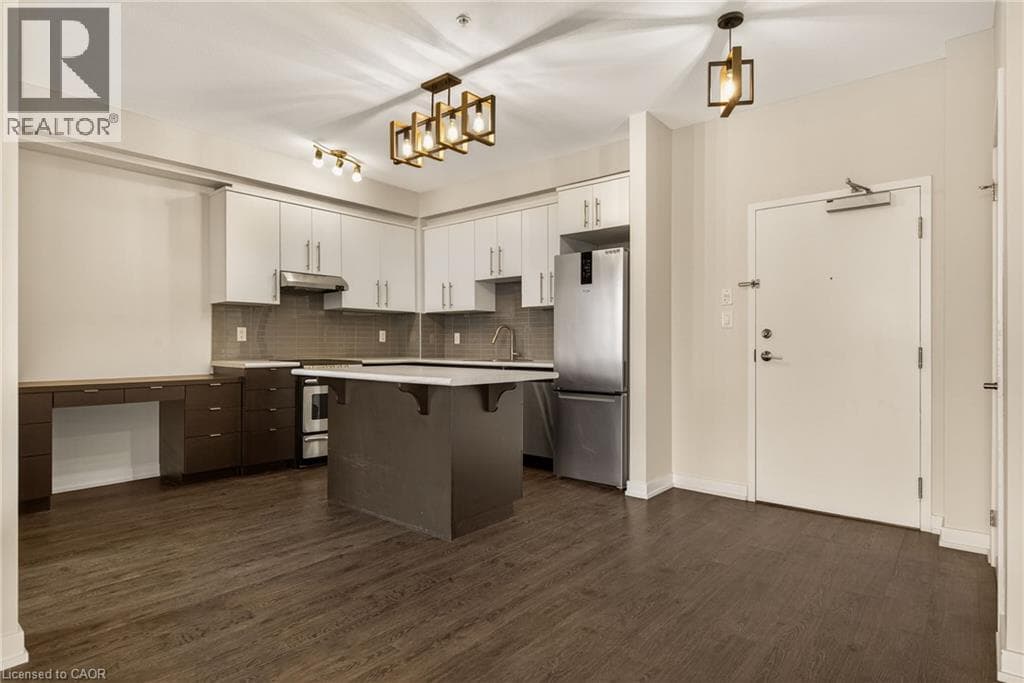 Single Family at 308- 520 NORTH SERVICE Road, Grimsby, Ontario - Photo 8 - RE/MAX Garden City Realty