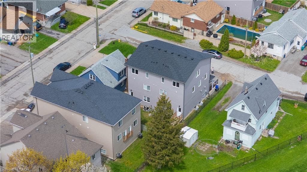 Multi-family at 3 HAGAR Street, Thorold, Ontario - Photo 5 - RE/MAX Garden City Realty