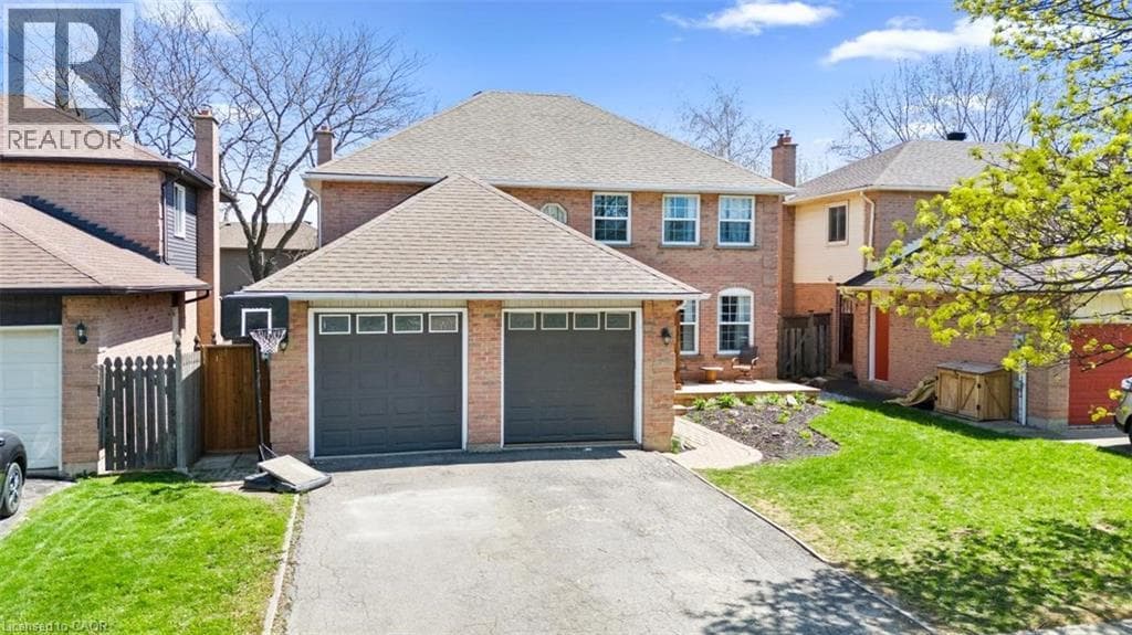 Single Family at 1169 VANSICKLE Road, St. Catharines, Ontario - Photo 2 - RE/MAX Garden City Realty