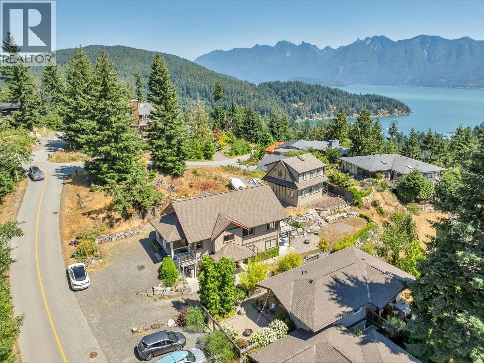 Single Family at 931 RIVENDELL Drive, Bowen Island, British Columbia - Photo 2 - RE/MAX Garden City Realty