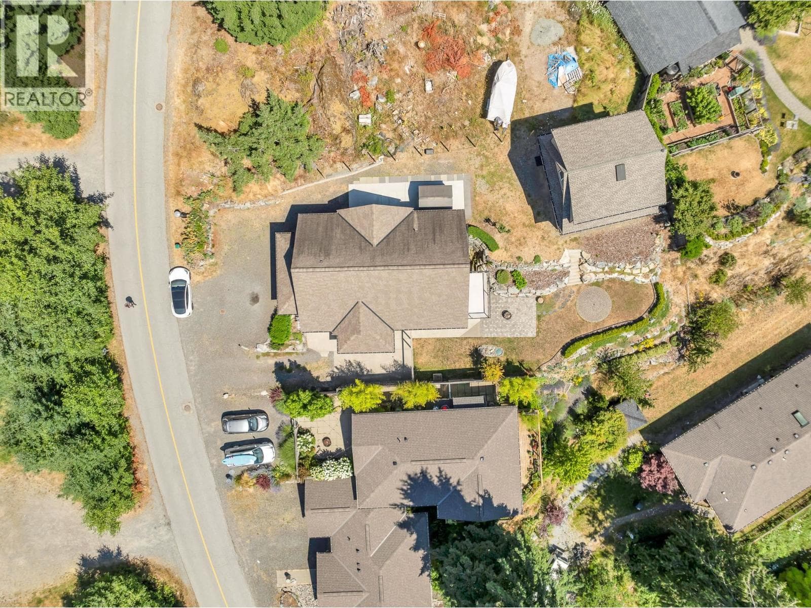 Single Family at 931 RIVENDELL Drive, Bowen Island, British Columbia - Photo 3 - RE/MAX Garden City Realty
