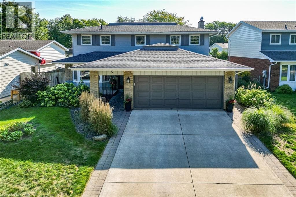 3 FAIRINGTON Crescent