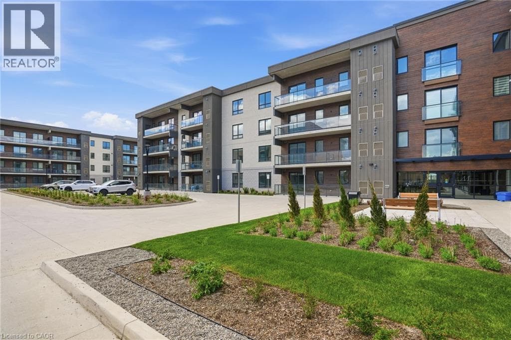 Single Family at 315- 7549 KALAR Road, Niagara Falls, Ontario - Photo 4 - RE/MAX Garden City Realty