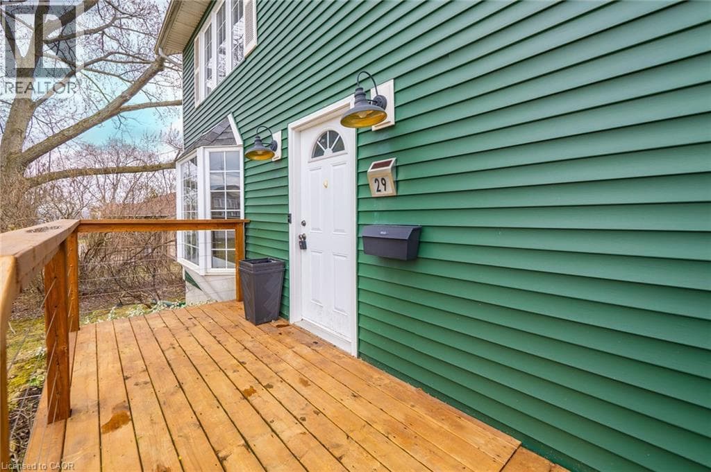 Single Family at 29 QUAKER Road, Welland, Ontario - Photo 5 - RE/MAX Garden City Realty