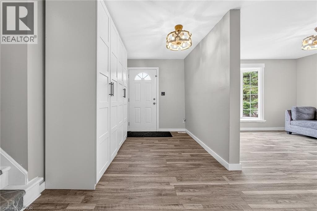 Single Family at 29 QUAKER Road, Welland, Ontario - Photo 6 - RE/MAX Garden City Realty
