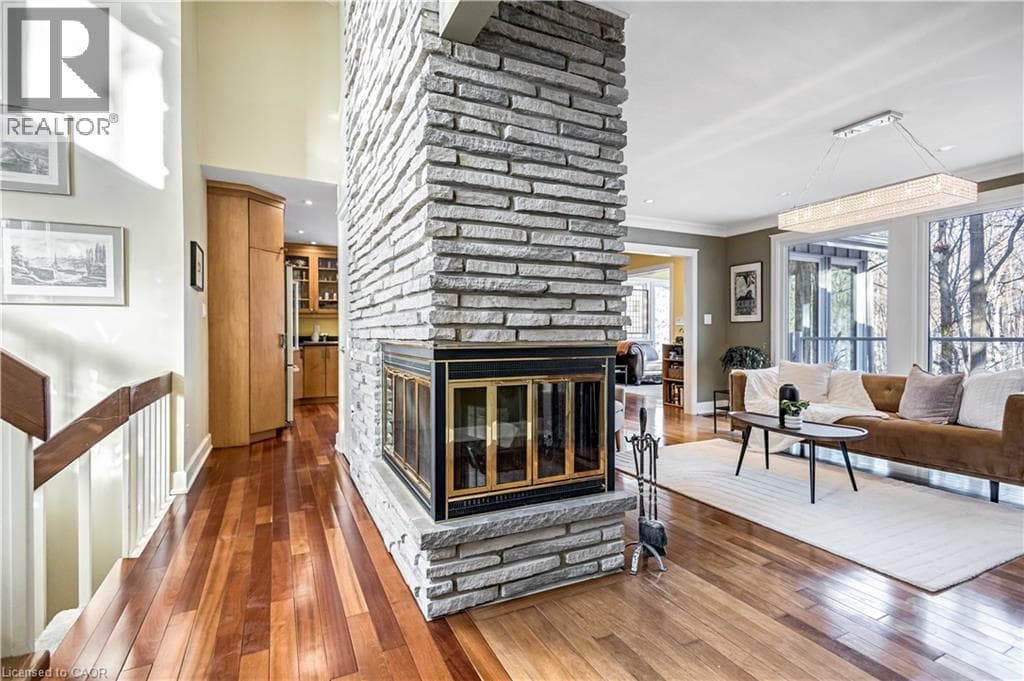 Single Family at 59 PARK Road, Grimsby, Ontario - Photo 10 - RE/MAX Garden City Realty