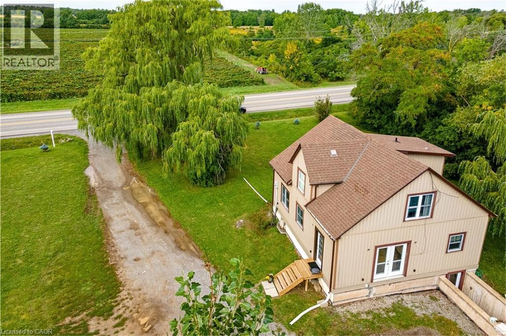 Single Family at 487 FOUR MILE CREEK Road, Niagara-on-the-Lake, Ontario - Photo 7 - RE/MAX Garden City Realty