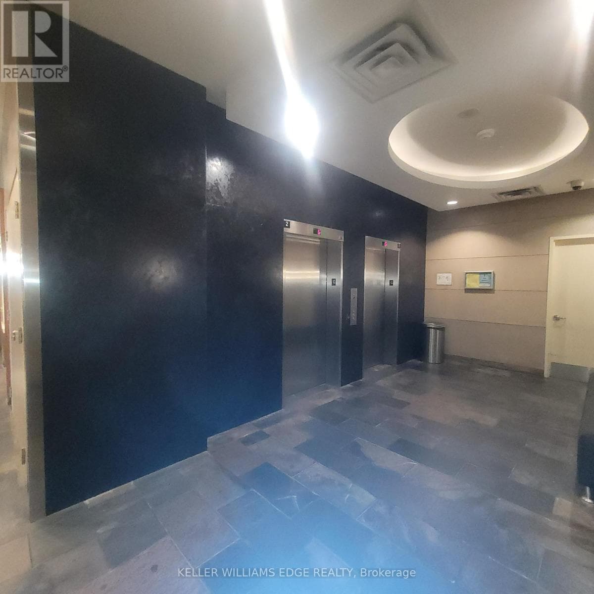 Single Family at 2203- 228 Queens Quay, Toronto (Waterfront Communities), Ontario - Photo 4 - RE/MAX Garden City Realty