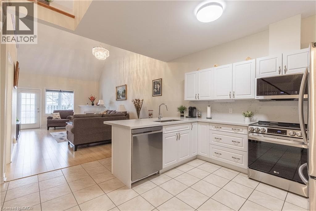 Single Family at 13- 8142 COSTABILE Drive, Niagara Falls, Ontario - Photo 2 - RE/MAX Garden City Realty
