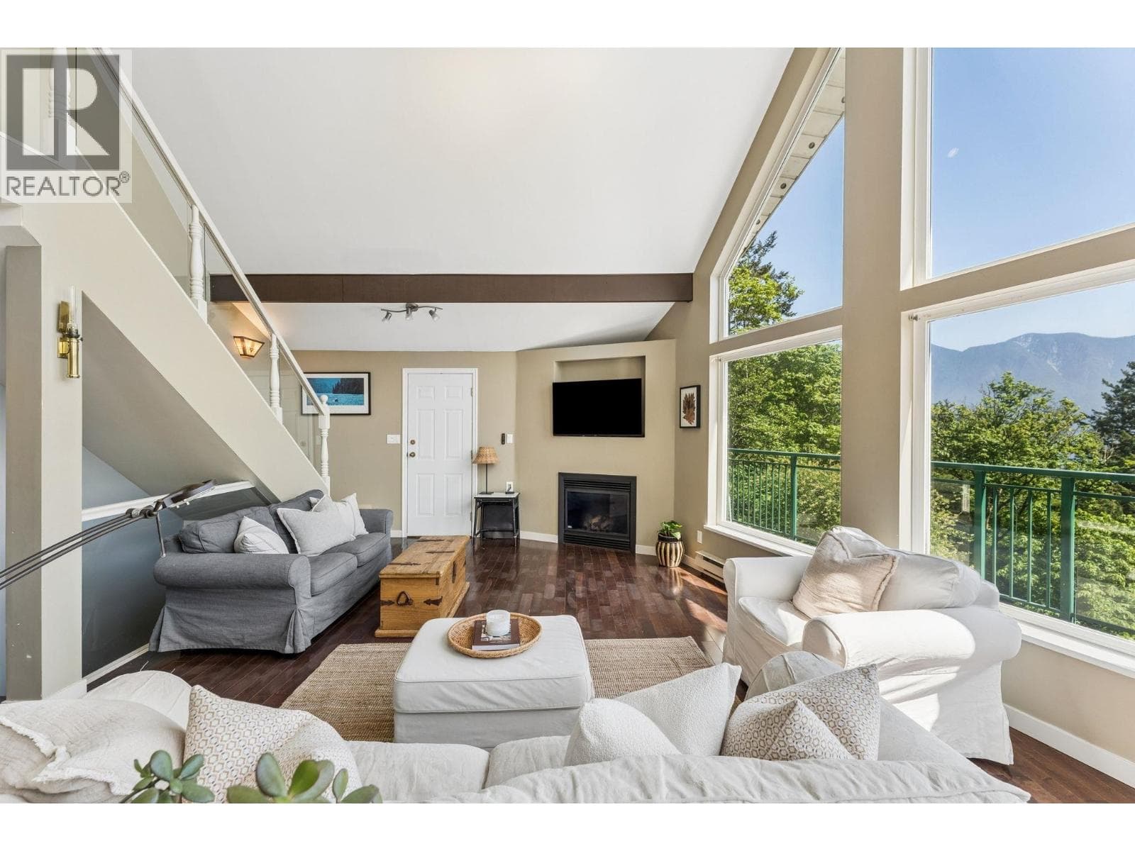 Single Family at 1390 EAGLE CLIFF Road, Bowen Island, British Columbia - Photo 3 - RE/MAX Garden City Realty