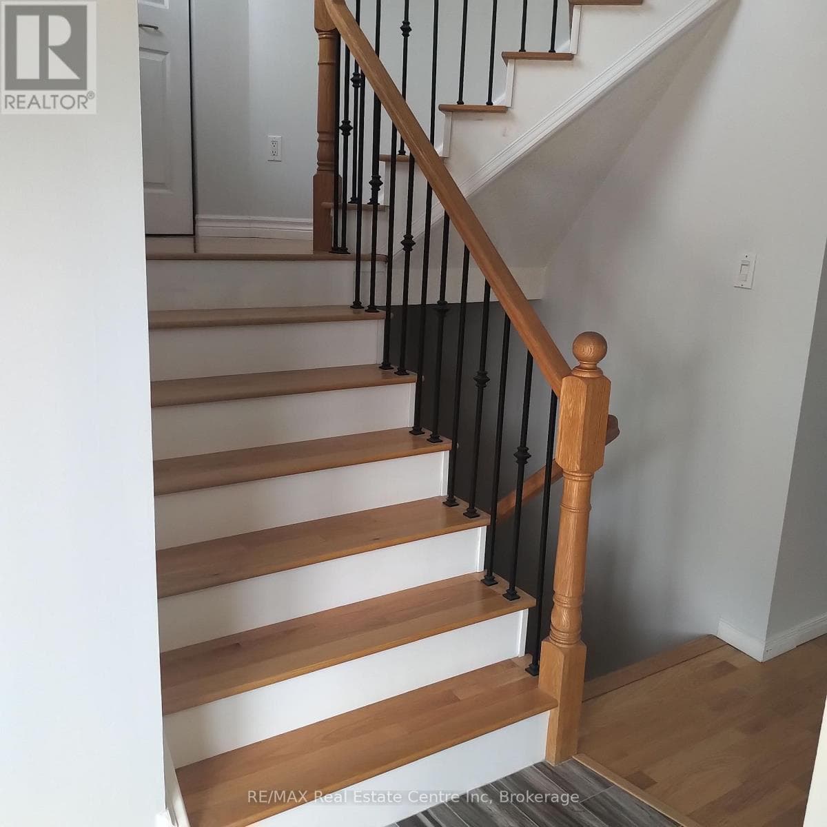 Single Family at 50 Hagan Avenue, Guelph (Grange Road), Ontario - Photo 5 - RE/MAX Garden City Realty