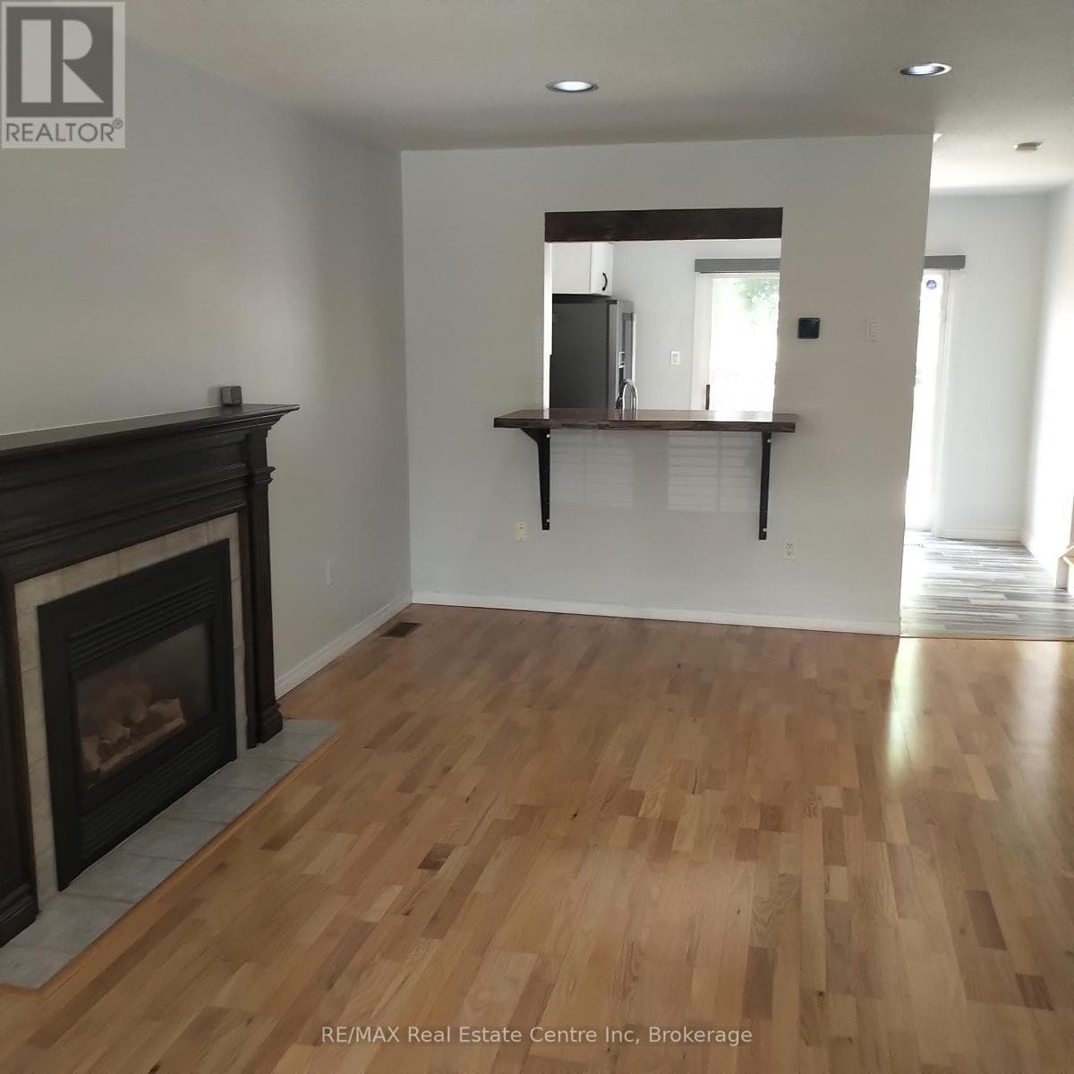 Single Family at 50 Hagan Avenue, Guelph (Grange Road), Ontario - Photo 7 - RE/MAX Garden City Realty