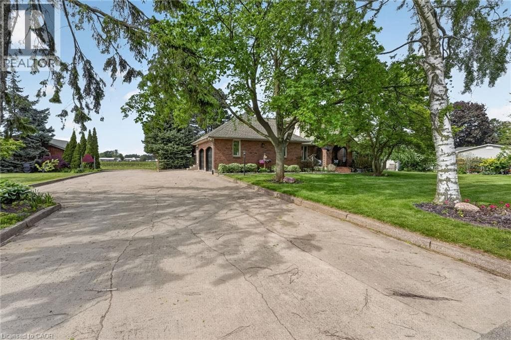 Single Family at 3349 CULP Road, Lincoln, Ontario - Photo 6 - RE/MAX Garden City Realty