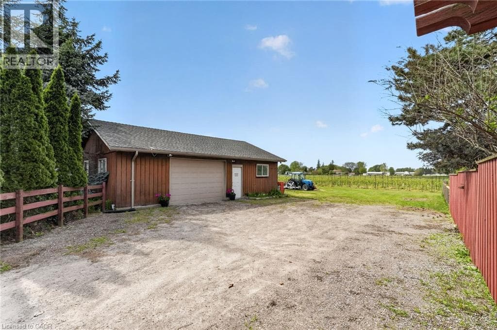 Single Family at 3349 CULP Road, Lincoln, Ontario - Photo 5 - RE/MAX Garden City Realty