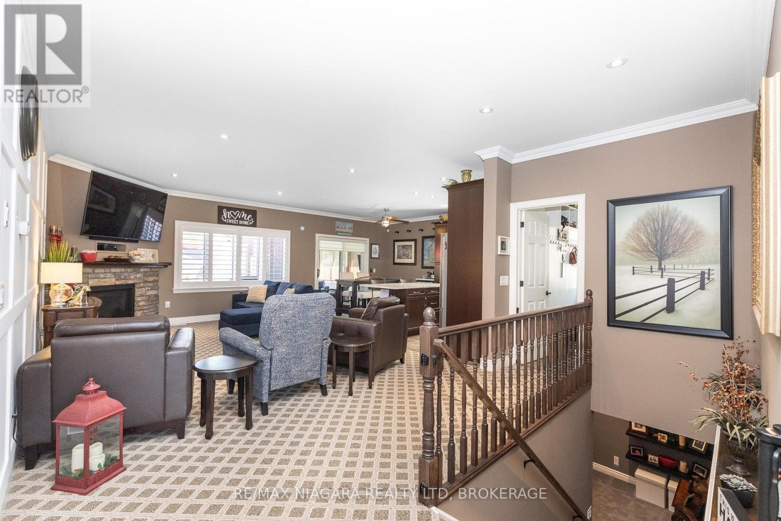 Single Family at 3270 Thunder Bay Road, Fort Erie (Ridgeway), Ontario - Photo 6 - RE/MAX Garden City Realty
