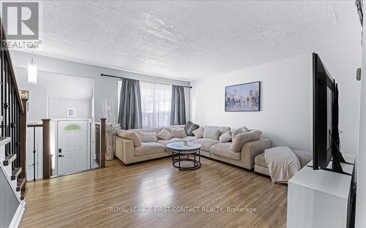 Single Family at I7- 63 Ferris Lane, Barrie (Cundles East), Ontario - Photo 3 - RE/MAX Garden City Realty