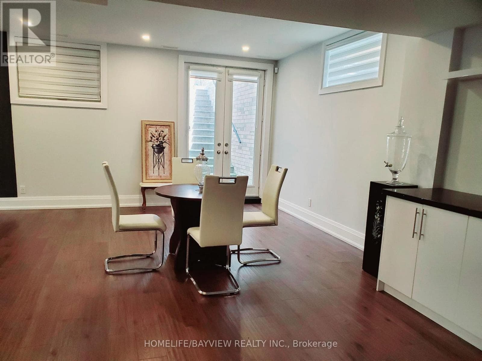 11 walnut Crescent