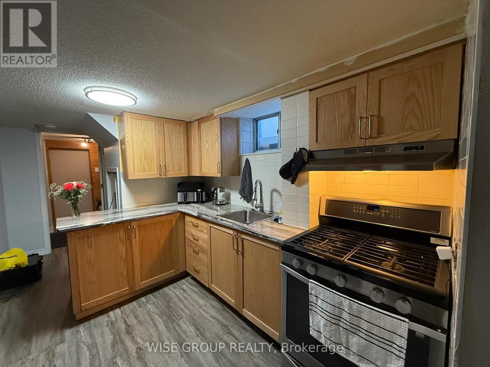 Single Family at Bsmt- 18 Sonnet Court, Toronto (Rustic), Ontario - Photo 2 - RE/MAX Garden City Realty
