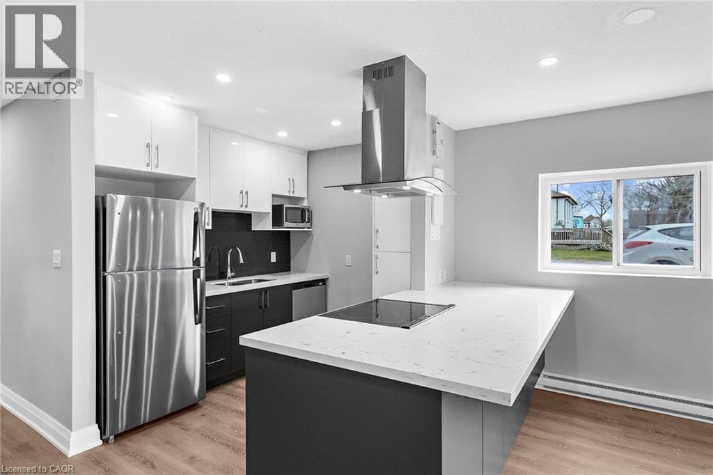 Single Family at 1- 529 ELM Street, Port Colborne, Ontario - Photo 5 - RE/MAX Garden City Realty