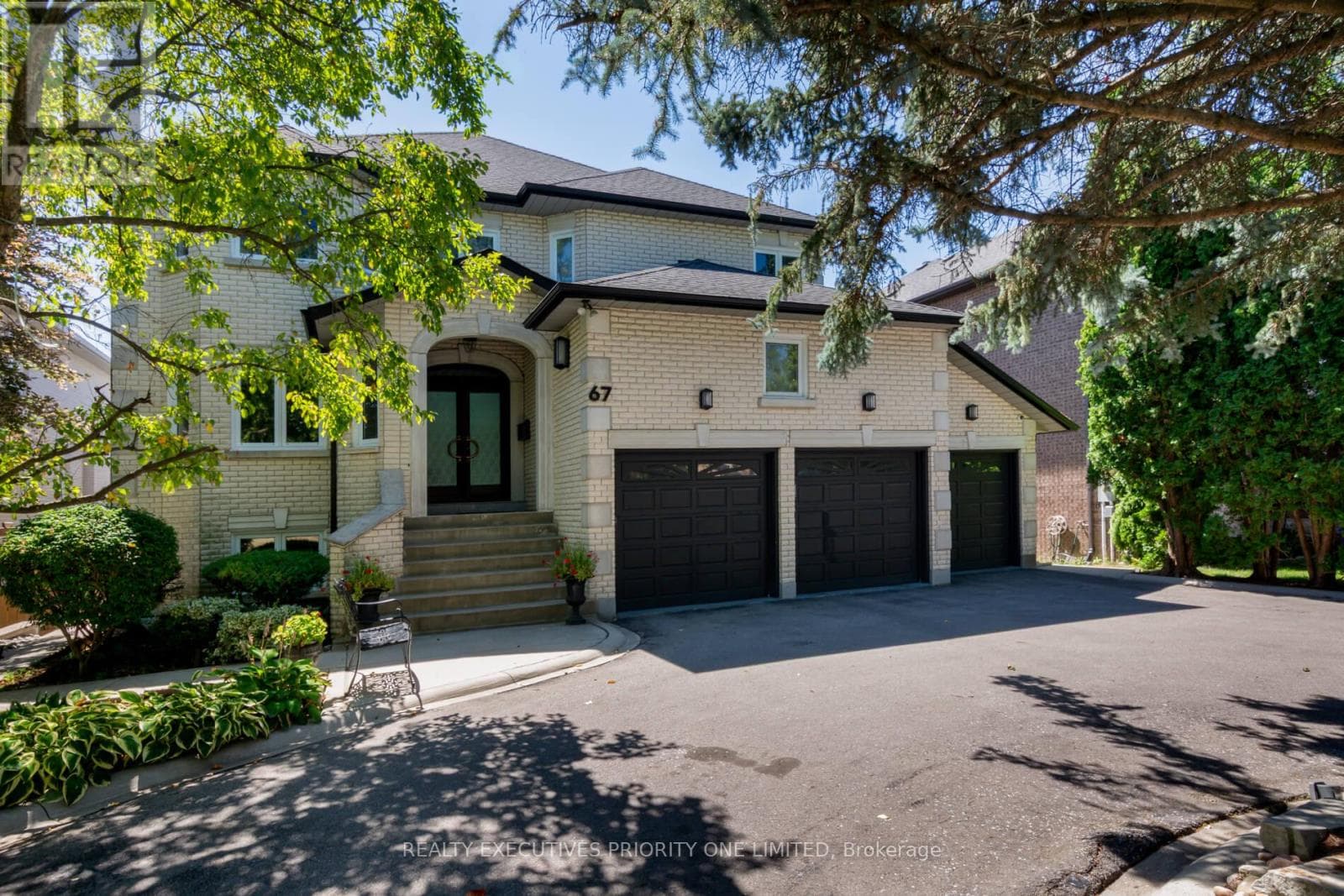 67 Stockdale Crescent