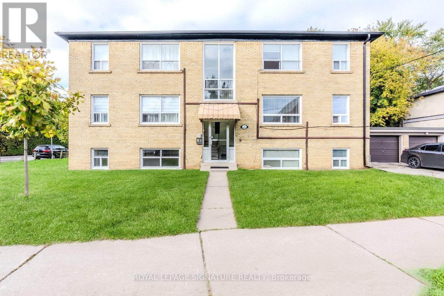 4- 1 Hassard Avenue