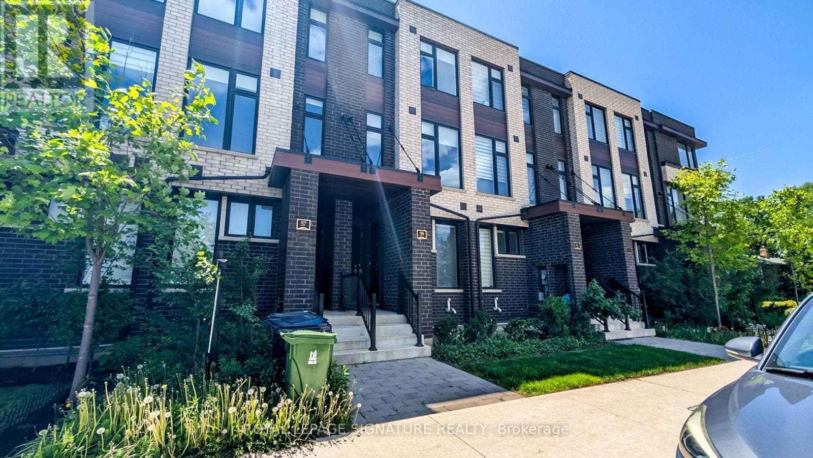 Single Family at Main/Lower- 59 Creekbank Road, Toronto (Rustic), Ontario - Photo 8 - RE/MAX Garden City Realty