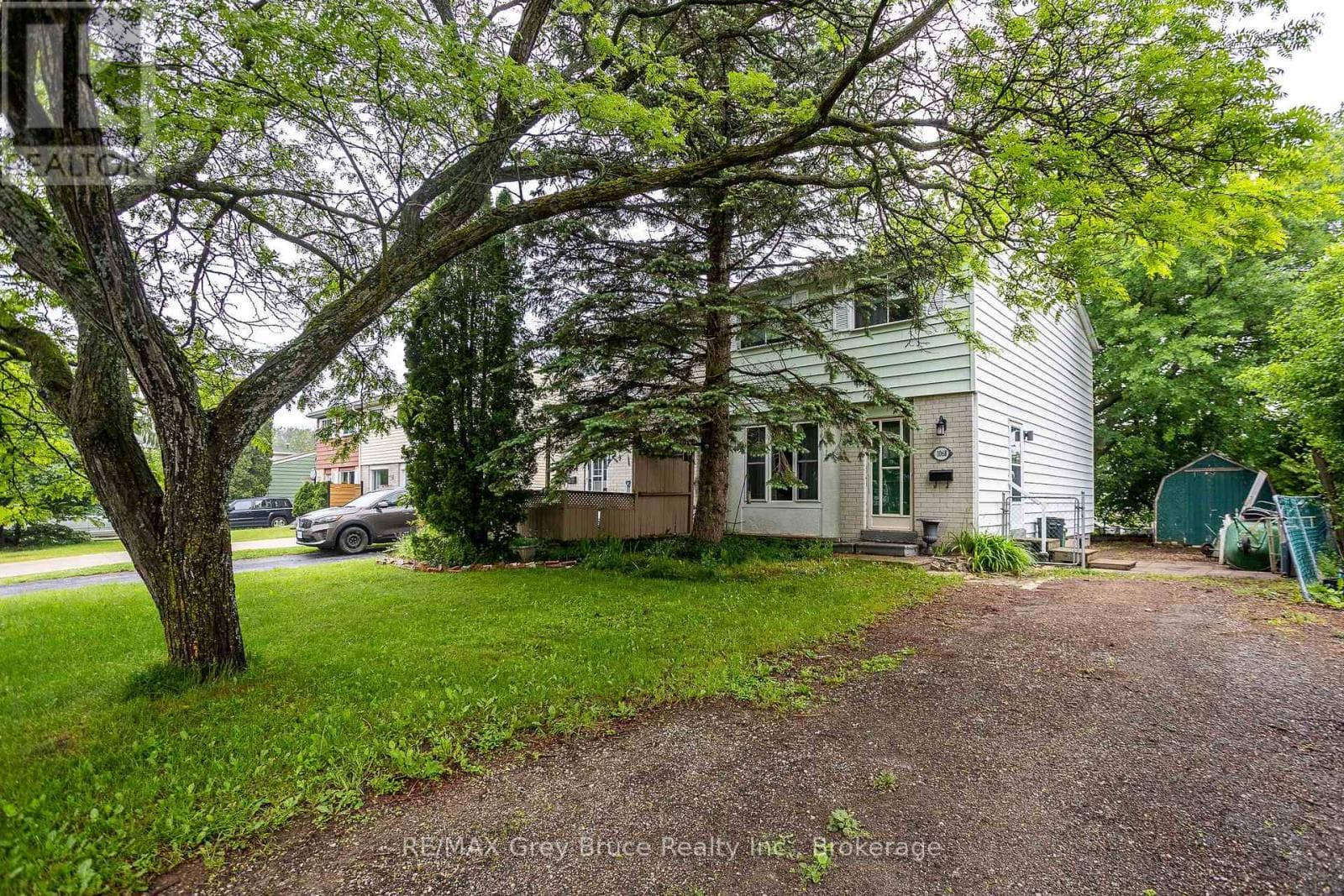 Single Family at 1068 11th Street, Owen Sound, Ontario - Photo 2 - RE/MAX Garden City Realty