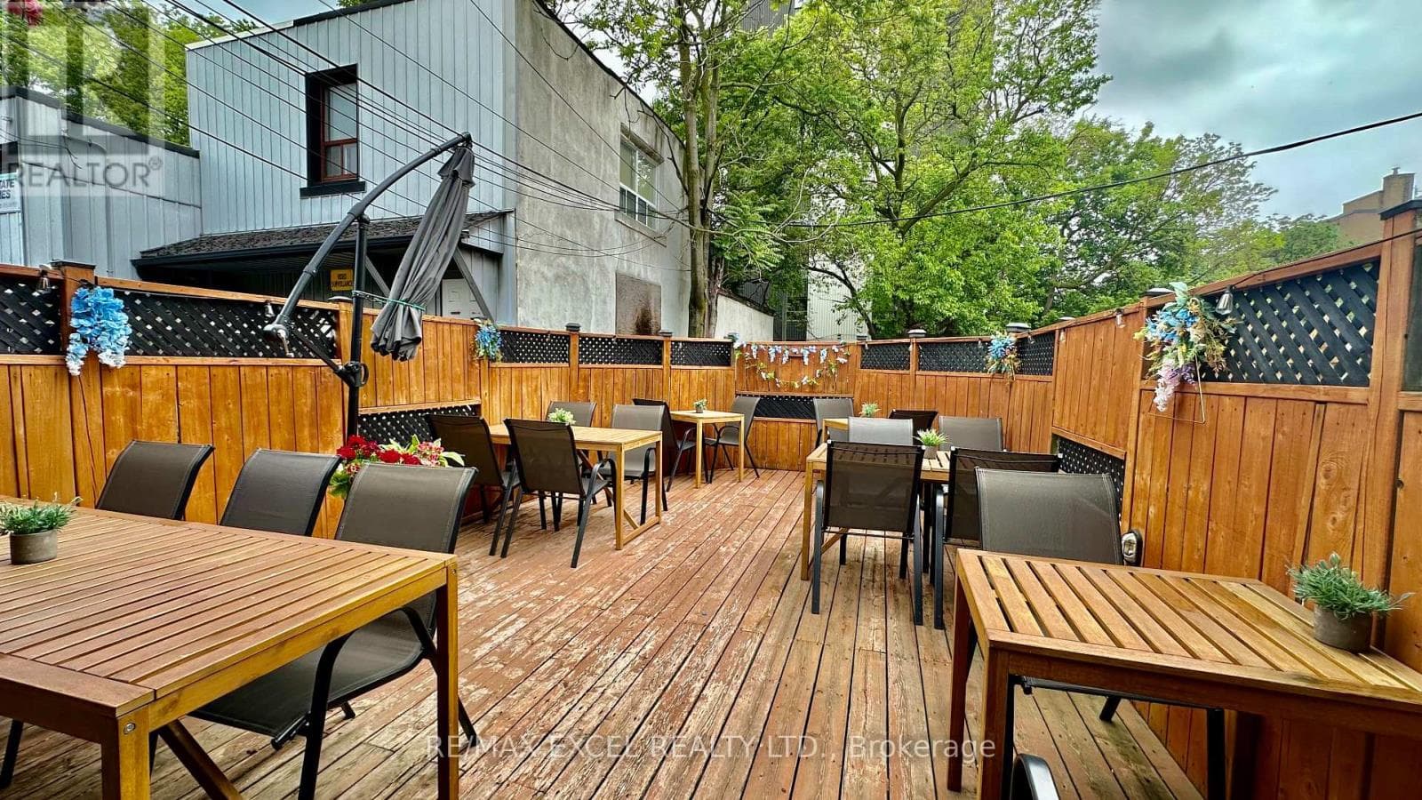 Retail at 1201 Broadview Avenue, Toronto (Broadview North), Ontario - Photo 7 - RE/MAX Garden City Realty