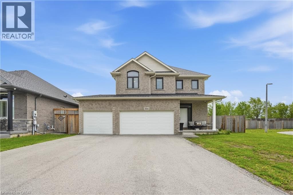 Single Family at 334 VIGER Drive, Welland, Ontario - Photo 2 - RE/MAX Garden City Realty