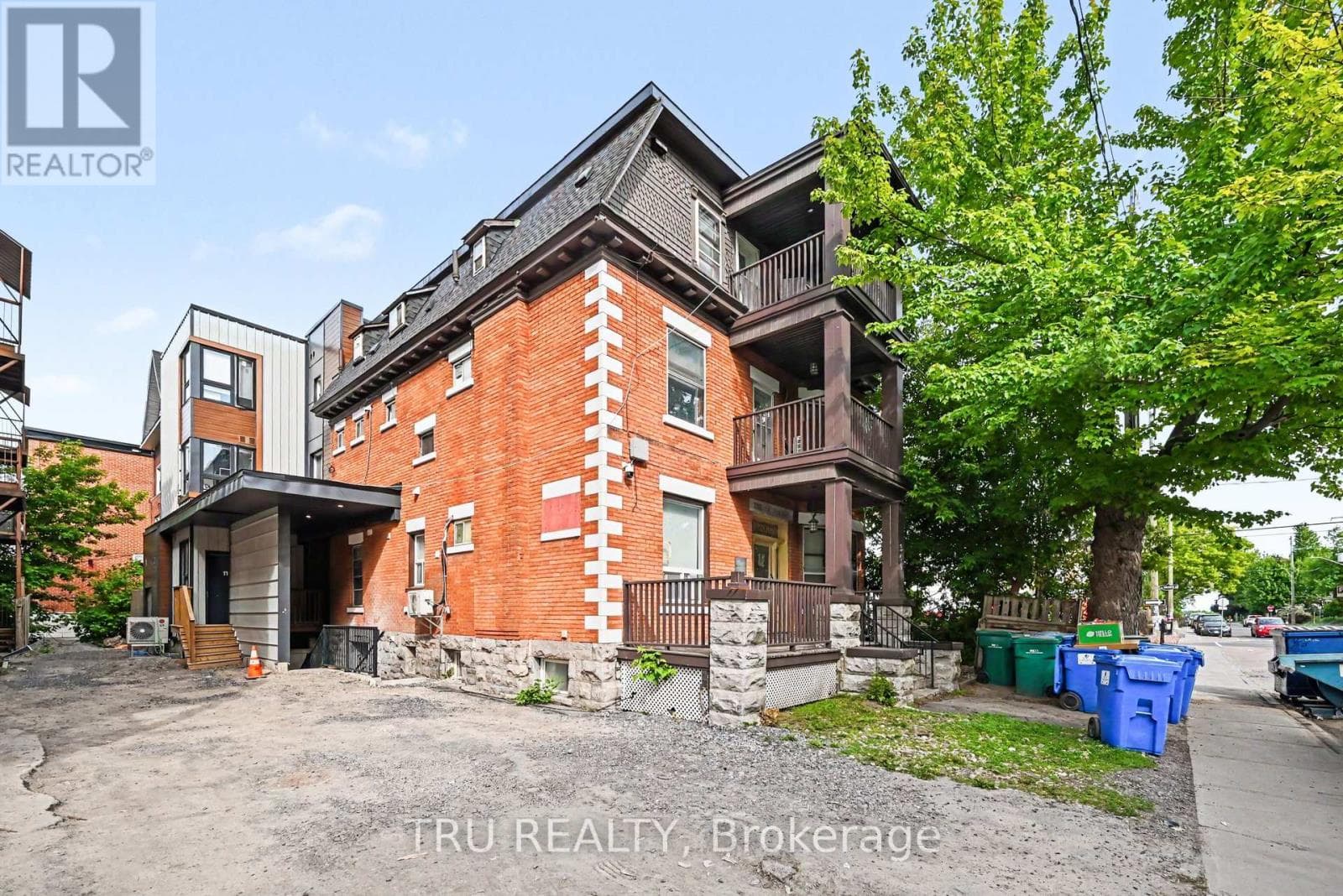 360 Friel Street