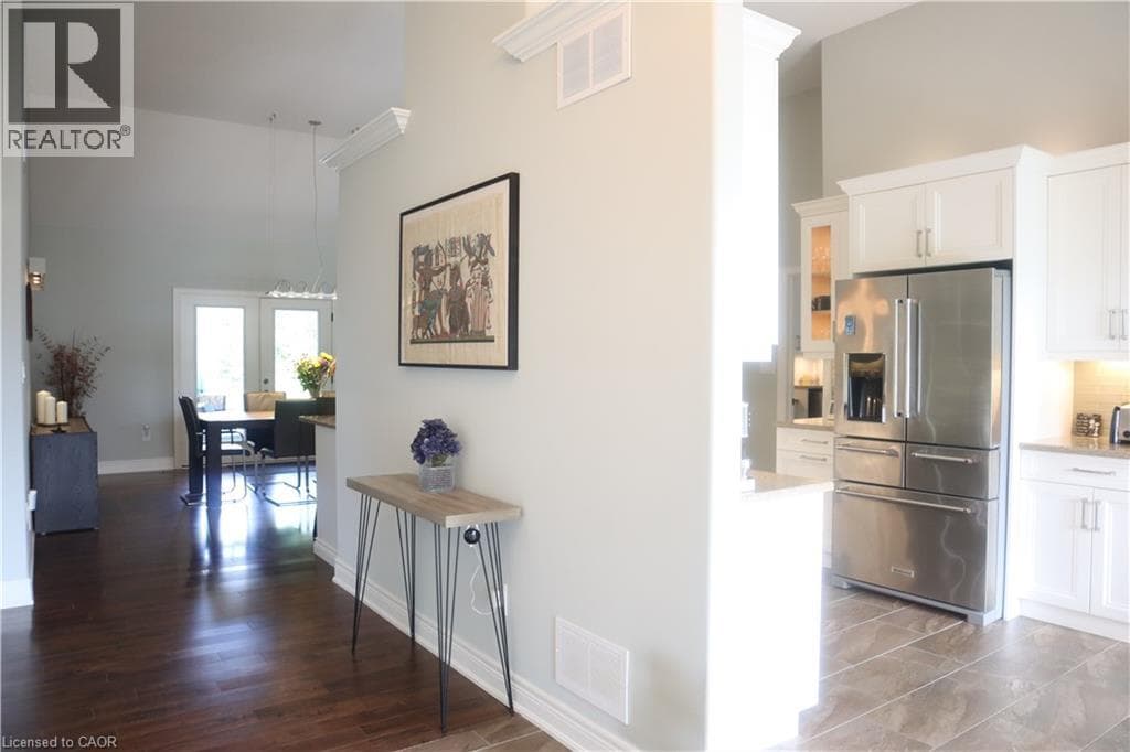 Single Family at 3507 TRILLIUM Crescent, Fort Erie, Ontario - Photo 8 - RE/MAX Garden City Realty