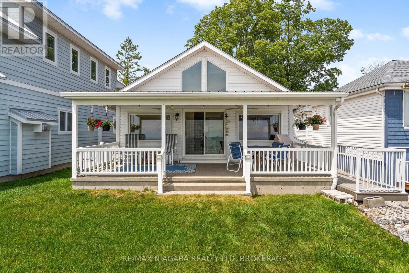 Single Family at 12893 OLD LAKESHORE Road, Wainfleet (Lakeshore), Ontario - Photo 2 - RE/MAX Garden City Realty