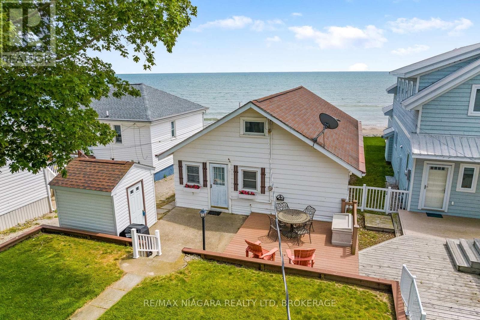 Single Family at 12893 OLD LAKESHORE Road, Wainfleet (Lakeshore), Ontario - Photo 3 - RE/MAX Garden City Realty