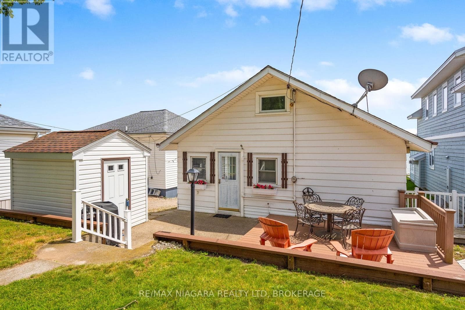Single Family at 12893 OLD LAKESHORE Road, Wainfleet (Lakeshore), Ontario - Photo 8 - RE/MAX Garden City Realty
