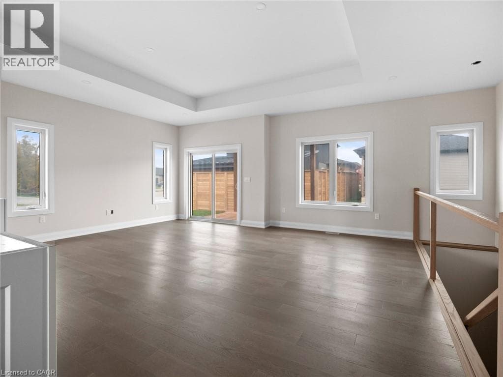 Single Family at 118 WILLOWBROOK Drive, Welland, Ontario - Photo 10 - RE/MAX Garden City Realty