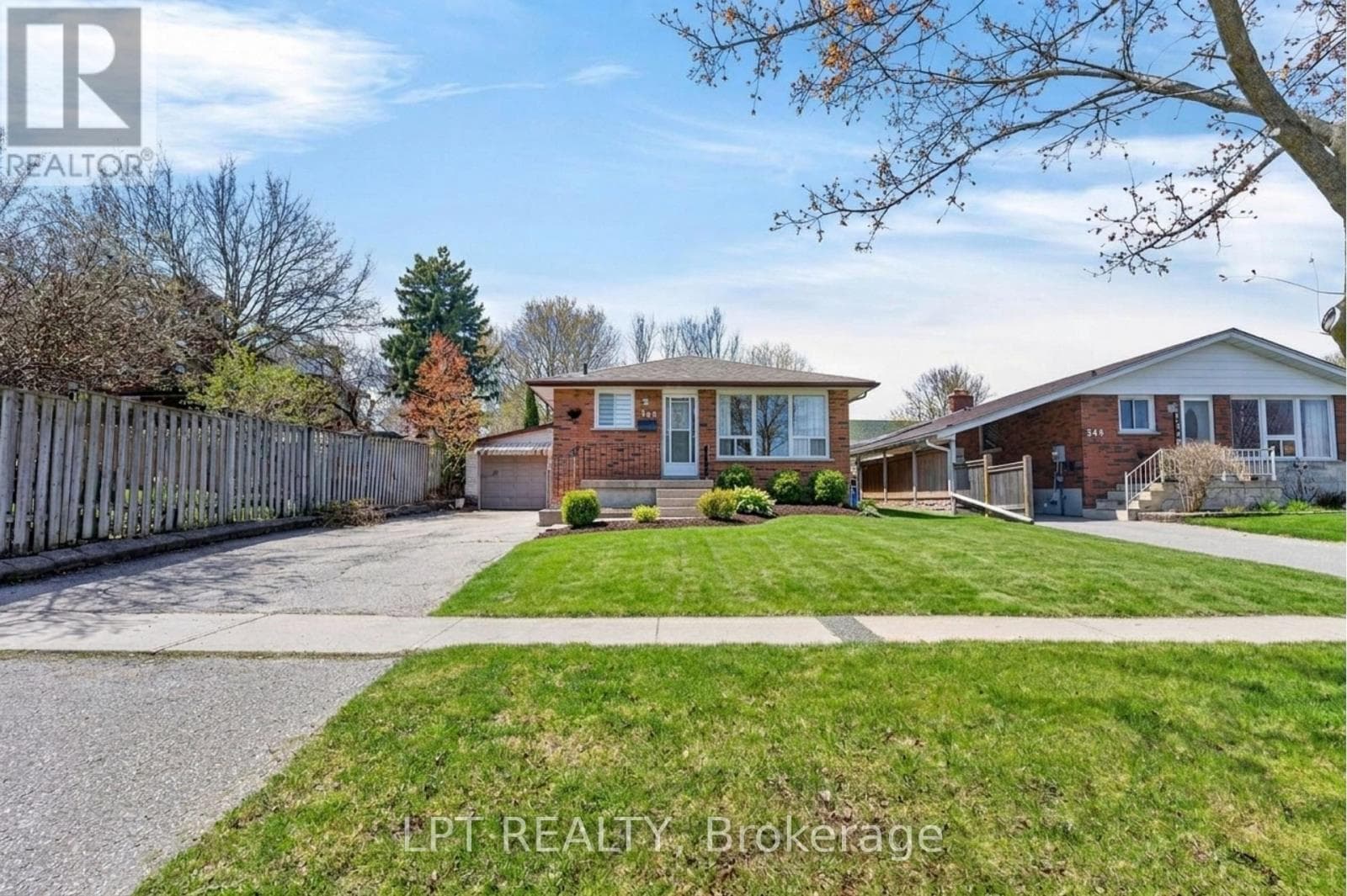 Single Family at 340 Fairlawn Street, Oshawa (McLaughlin), Ontario - Photo 5 - RE/MAX Garden City Realty