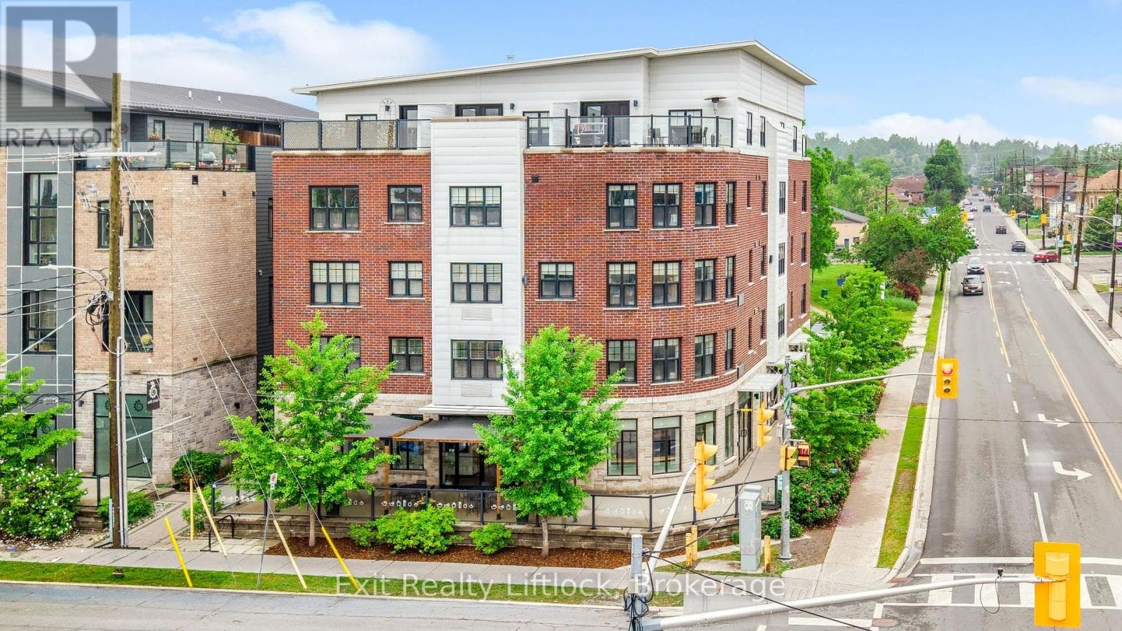 Unit 1- 234 Hunter Street