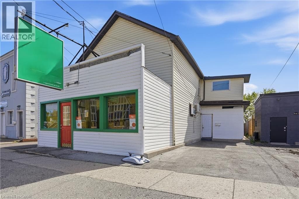 Hospitality at 562 CENTRAL Avenue, Fort Erie, Ontario - Photo 4 - RE/MAX Garden City Realty