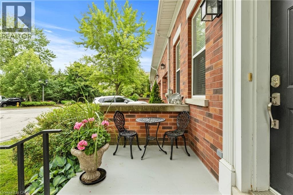 Single Family at 3- 481 VICTORIA Street, Niagara-on-the-Lake, Ontario - Photo 4 - RE/MAX Garden City Realty